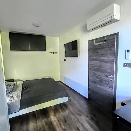 Central Ljubljana Apartment *